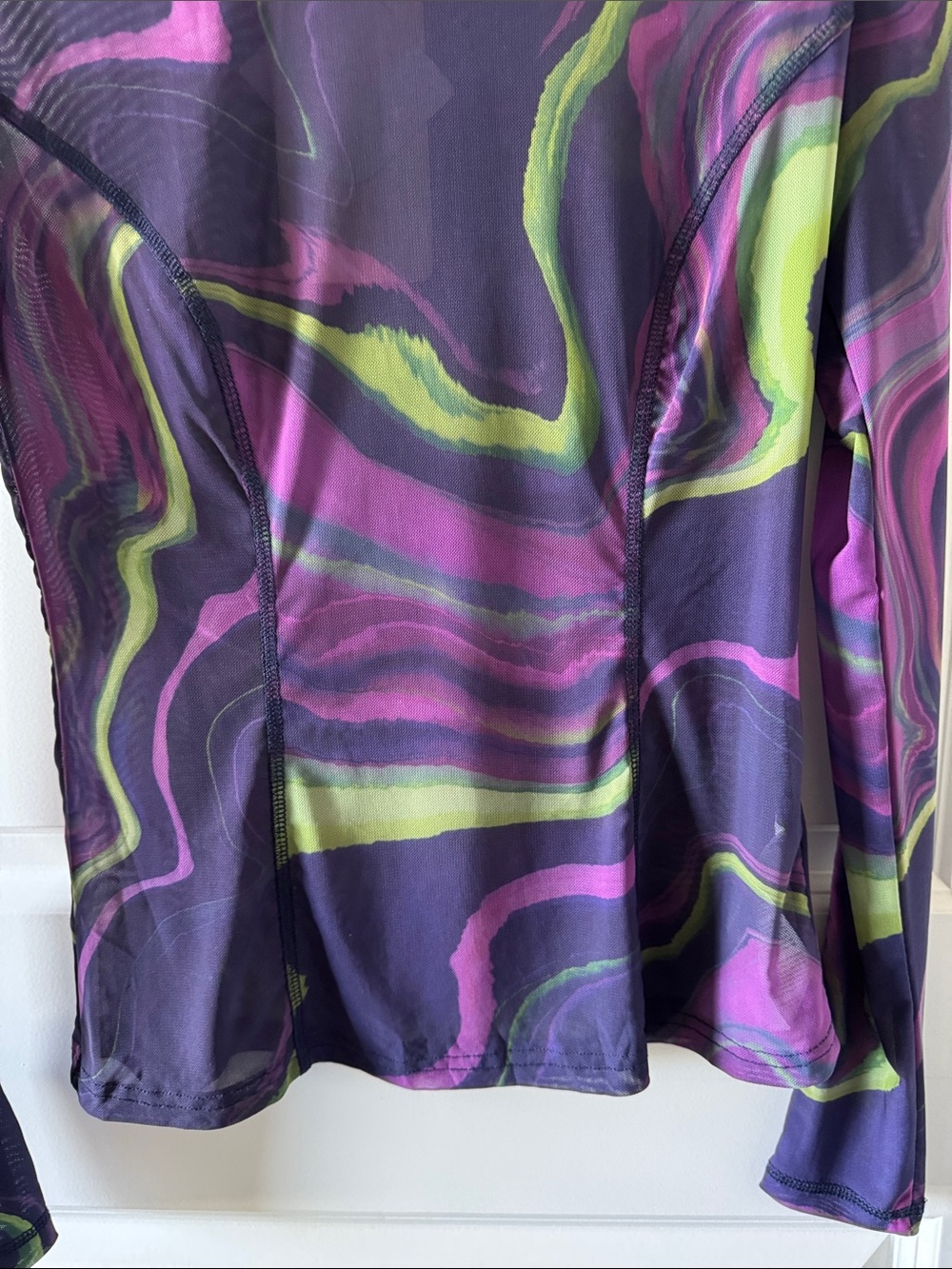 Fabletics mesh top - Picture 3 of 13
